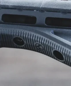 Magpul M-LOK AFG Angled Fore-Grip viisto etukädensija M-LOK-kädensuojukseen