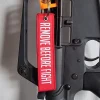 Varusteleka avaimenperä, REMOVE BEFORE FIGHT