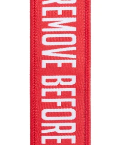 Varusteleka avaimenperä, REMOVE BEFORE FIGHT