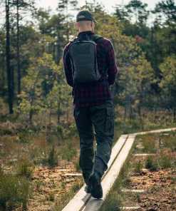 Varusteleka CP10 Mini-taistelureppu litteillä olkaviilekkeillä