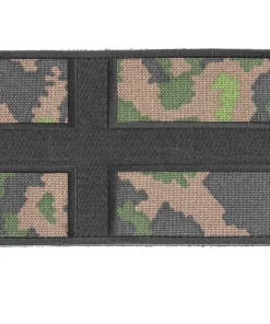 Varusteleka Suomen lippumerkki, 154 x 94 mm, M05 metsäkuvio